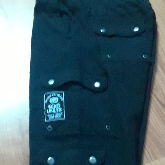 ECKO UNLT'D 100% Cotto Cargo Pants With Metal Buttons And Grommet Detailing New - Picture 6 of 12